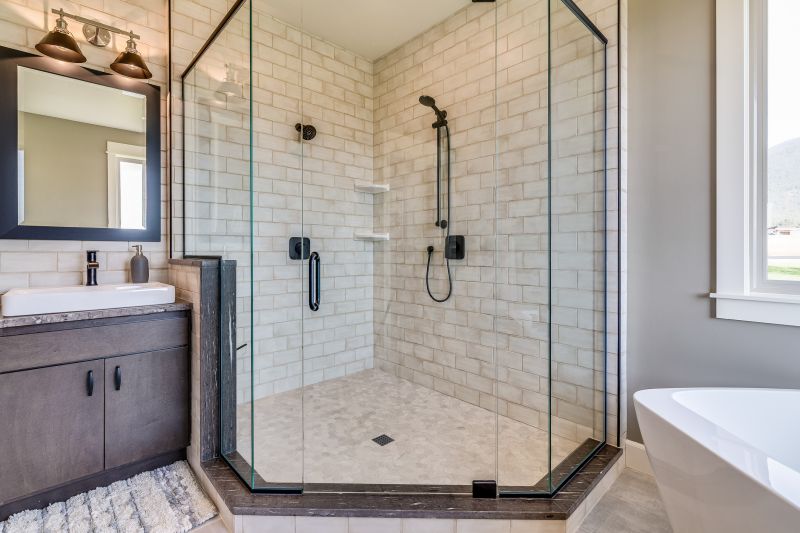 Corner Shower with Niche